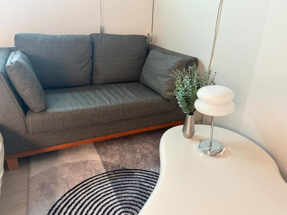 3-bed Gimpo Airport Stay, Filtered Water, Dryer, Early Check-in Or Late Check-out Flexibly Apartment
